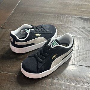 Puma Kids Black and White Sneakers